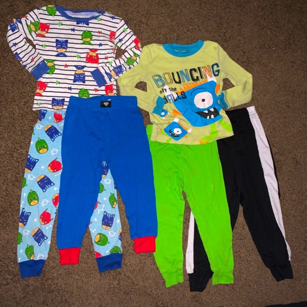 2 Pajama Sets